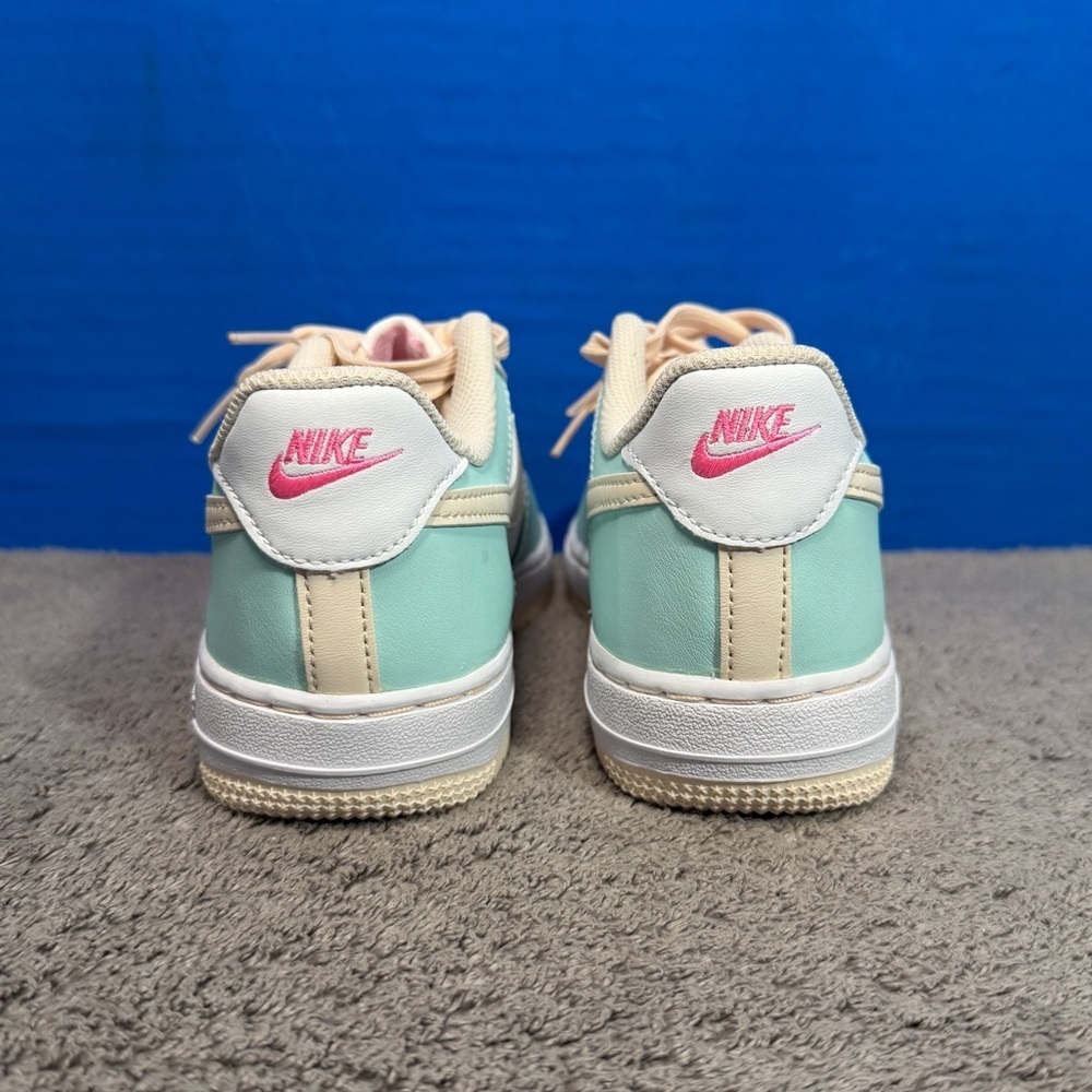 Nike force 1
Brand new - Picture 4 of 8